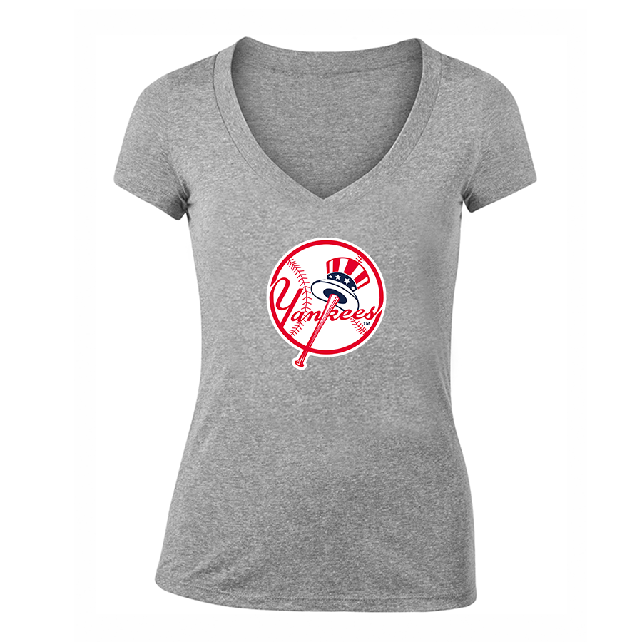 Women's Yankees NY V-Neck T-Shirt